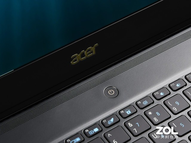 轻薄商务之选 Acer TravelMate P6评测