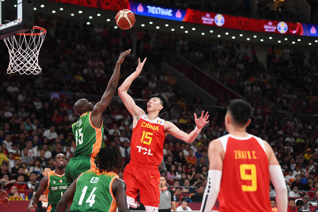 2019中国男篮世界杯在哪里（开门红！世界杯首战中国男篮70-55胜科特迪瓦）-趣拿体育