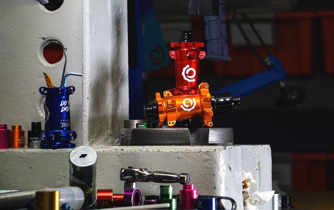 钢铁框复兴：持续多么昂贵？ “药物”配件品牌库存