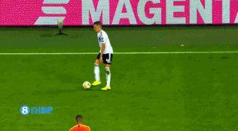 欧预赛-格纳布里、德容破门维纳尔杜姆传射 德国2-4荷兰