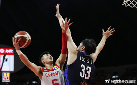 中国队赢啦！中国男篮vs韩国男篮 险胜