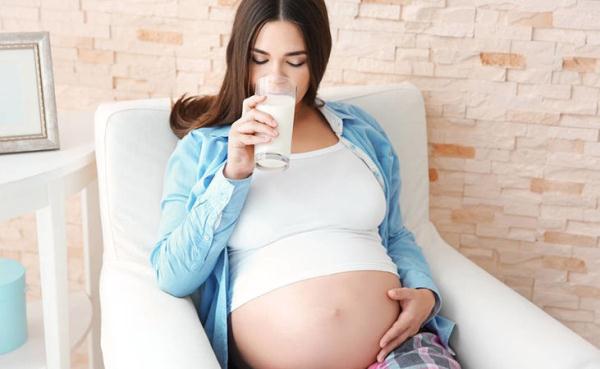怀孕吃什么好（怀孕期间常吃4种食物，确保胎儿营养均衡，有助于胎儿发育）