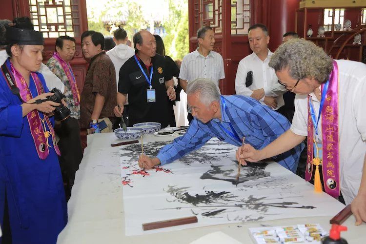 「三年 · 如初」——中国（崂山）道家书画院在崂山太清宫举行建院三周年纪念活动暨书画作品展开展仪式