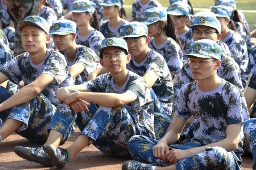 今天，我们为什么要军训？