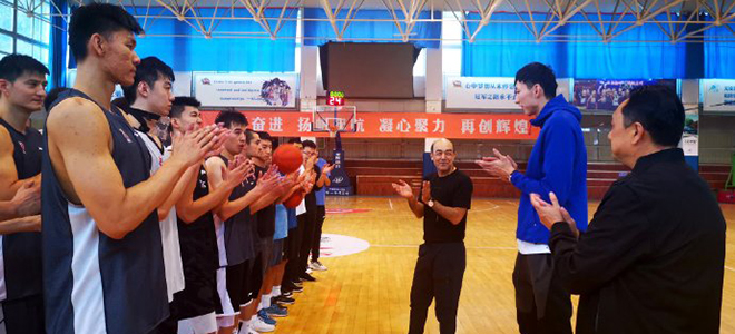 nba金秋換球員為什么換不了（新疆歡迎周琦回歸：國家隊與NBA歷程讓其有更清晰認(rèn)知）