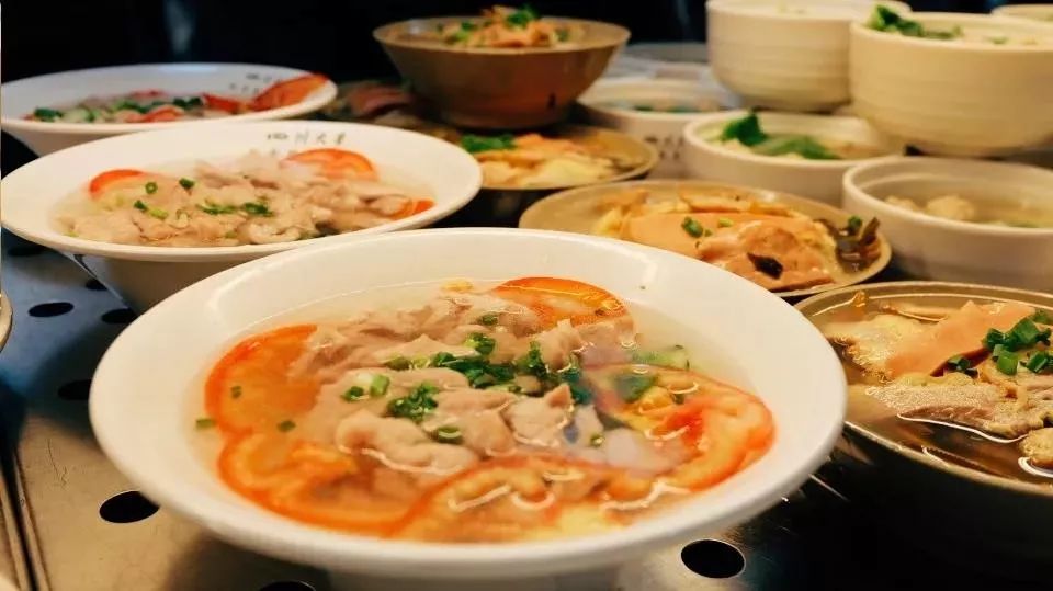 “一人食餐位”你就羡慕？看完四川高校的食堂你岂不是要羡慕哭......