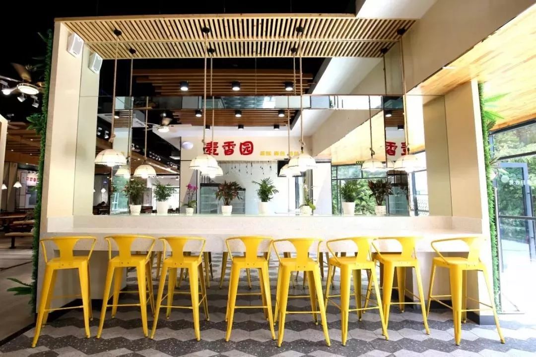 “一人食餐位”你就羡慕？看完四川高校的食堂你岂不是要羡慕哭......