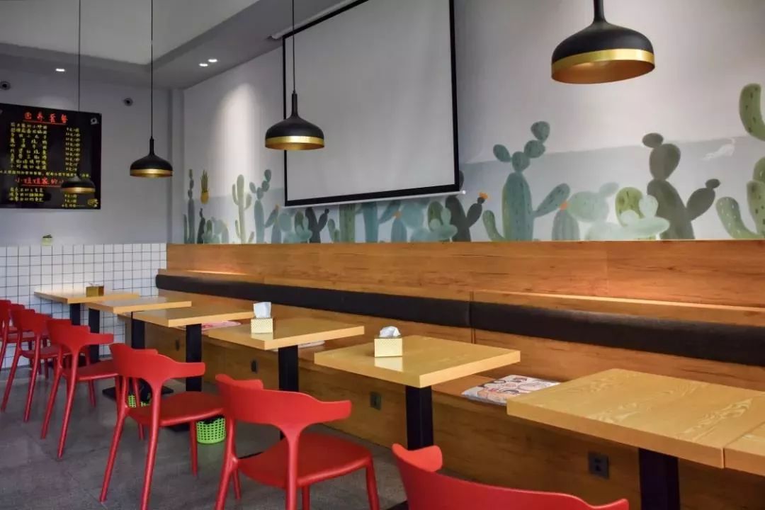 “一人食餐位”你就羡慕？看完四川高校的食堂你岂不是要羡慕哭......