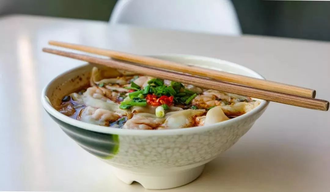 “一人食餐位”你就羡慕？看完四川高校的食堂你岂不是要羡慕哭......