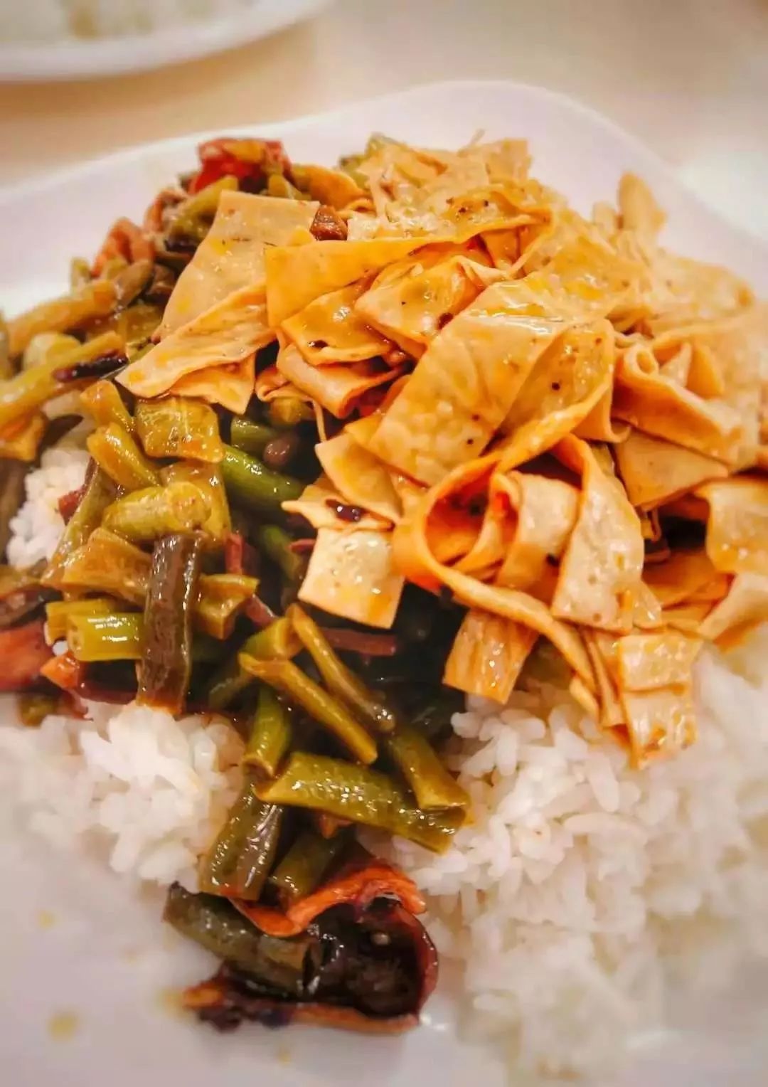 “一人食餐位”你就羡慕？看完四川高校的食堂你岂不是要羡慕哭......