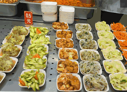 “一人食餐位”你就羡慕？看完四川高校的食堂你岂不是要羡慕哭......