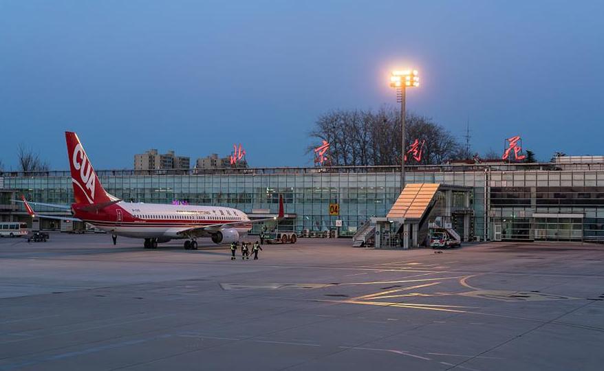 北京为什么需要两个机场？