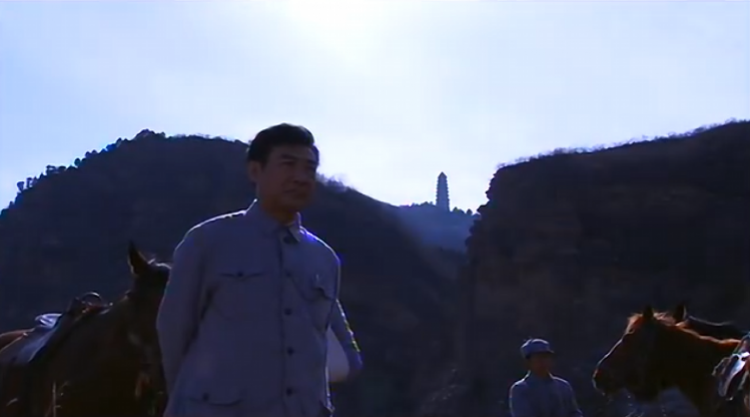 中政委再现塔寨村缉毒现场：满屋毒品用盆装，一户搜出两百斤冰毒