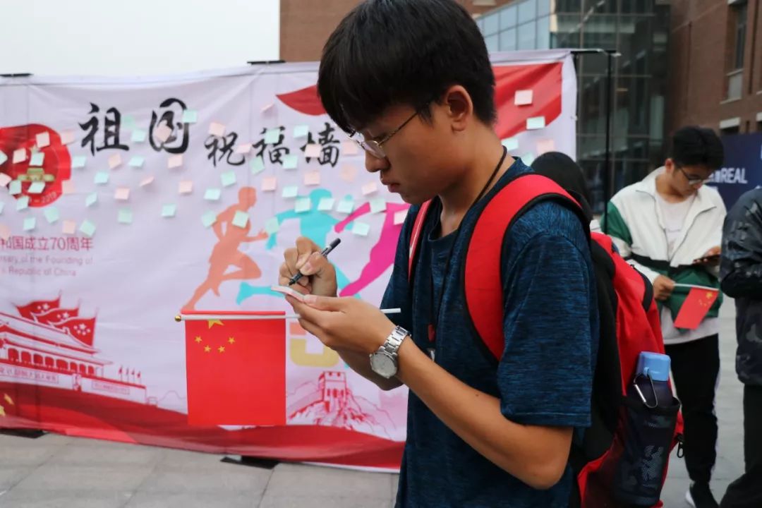 你也在 @ 微信官方吗？不如来 @ 天津大学吧