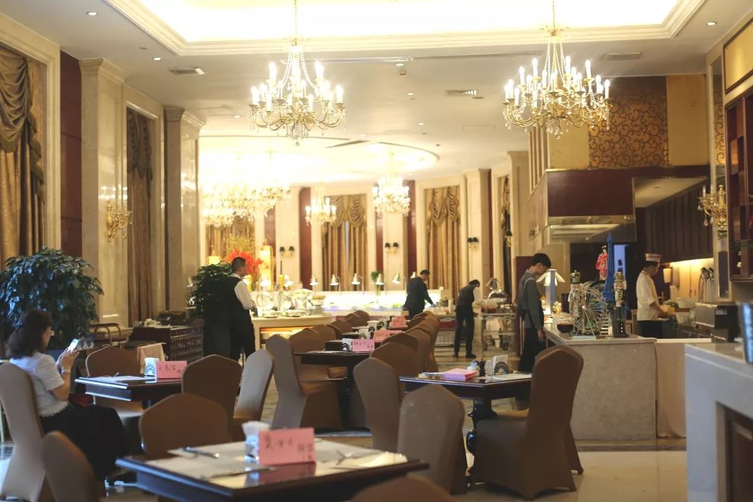 廣州恒大酒店（來廣州恒大酒店，享受星級小火鍋主題自助餐）