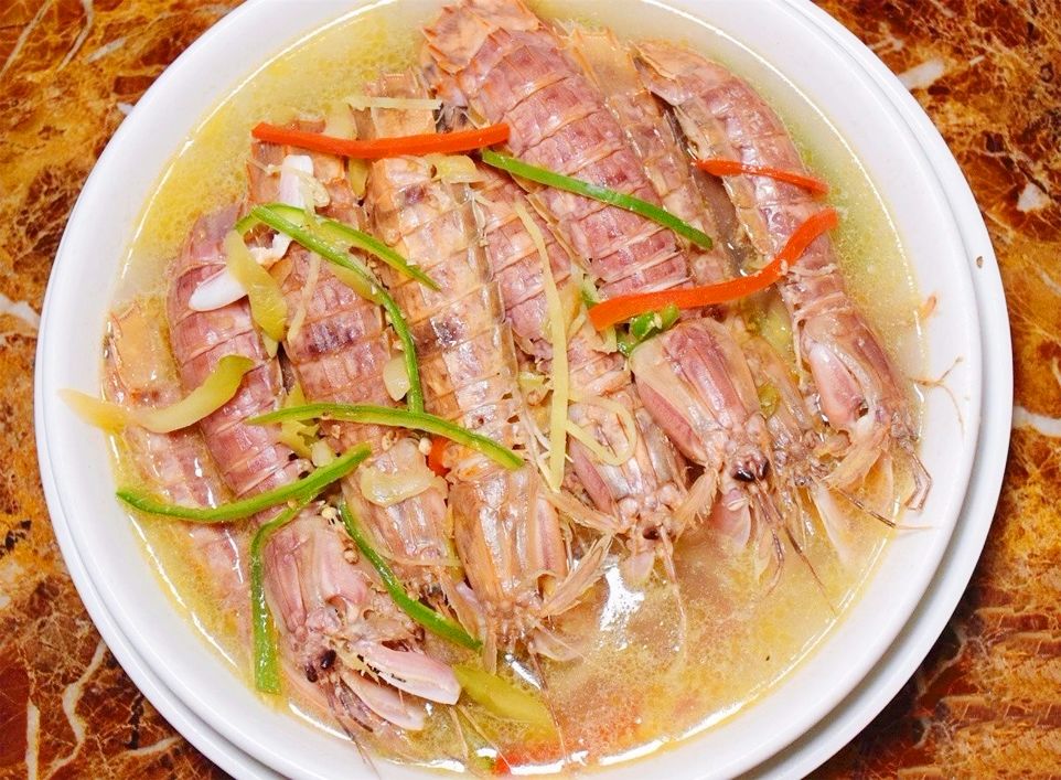 濑尿虾多少钱一斤(特价濑尿虾38蚊斤,青龙仔68蚊只,海鲜比猪肉还便宜