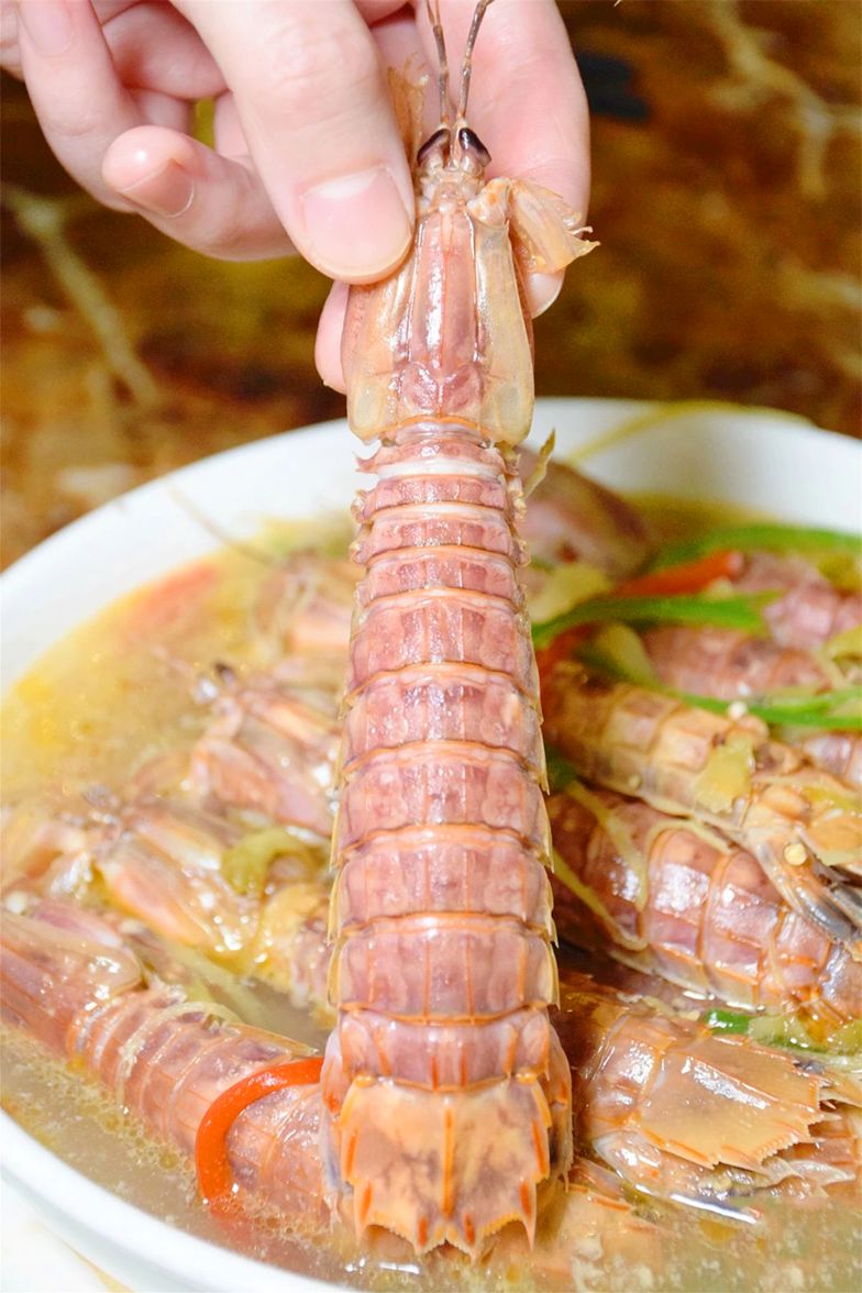 濑尿虾多少钱一斤(特价濑尿虾38蚊斤,青龙仔68蚊只,海鲜比猪肉还便宜