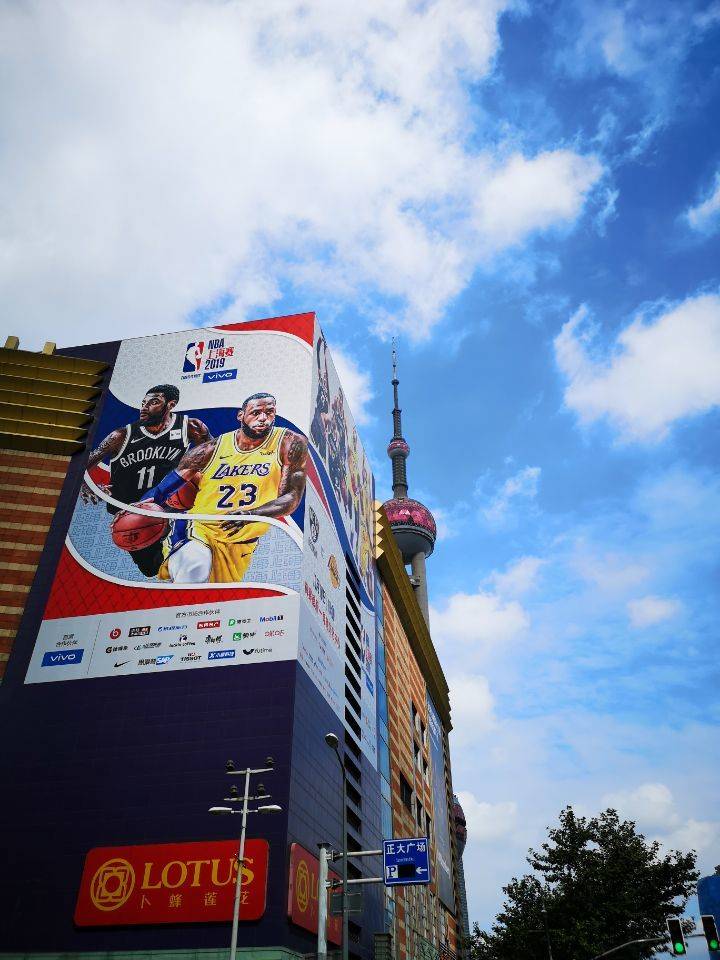 上海nba中国赛为什么要拆（NBA的痕迹，正从上海慢慢消失）