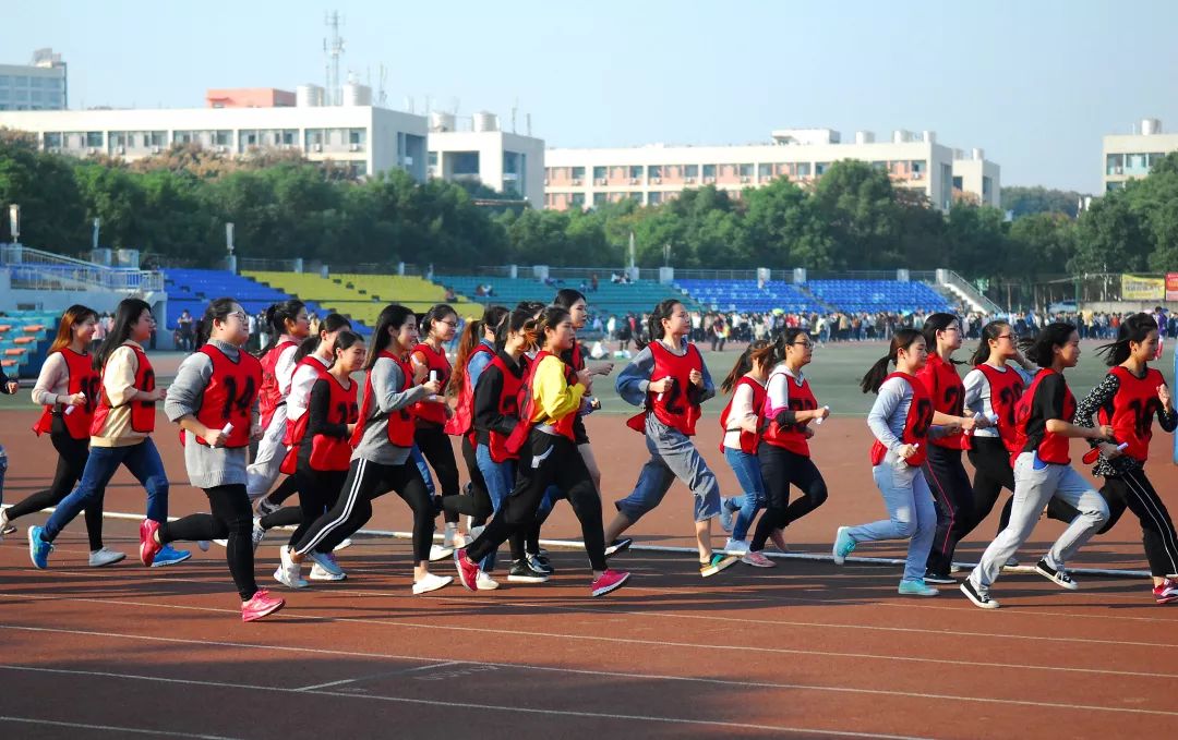 体测，大学生集体崩溃现场