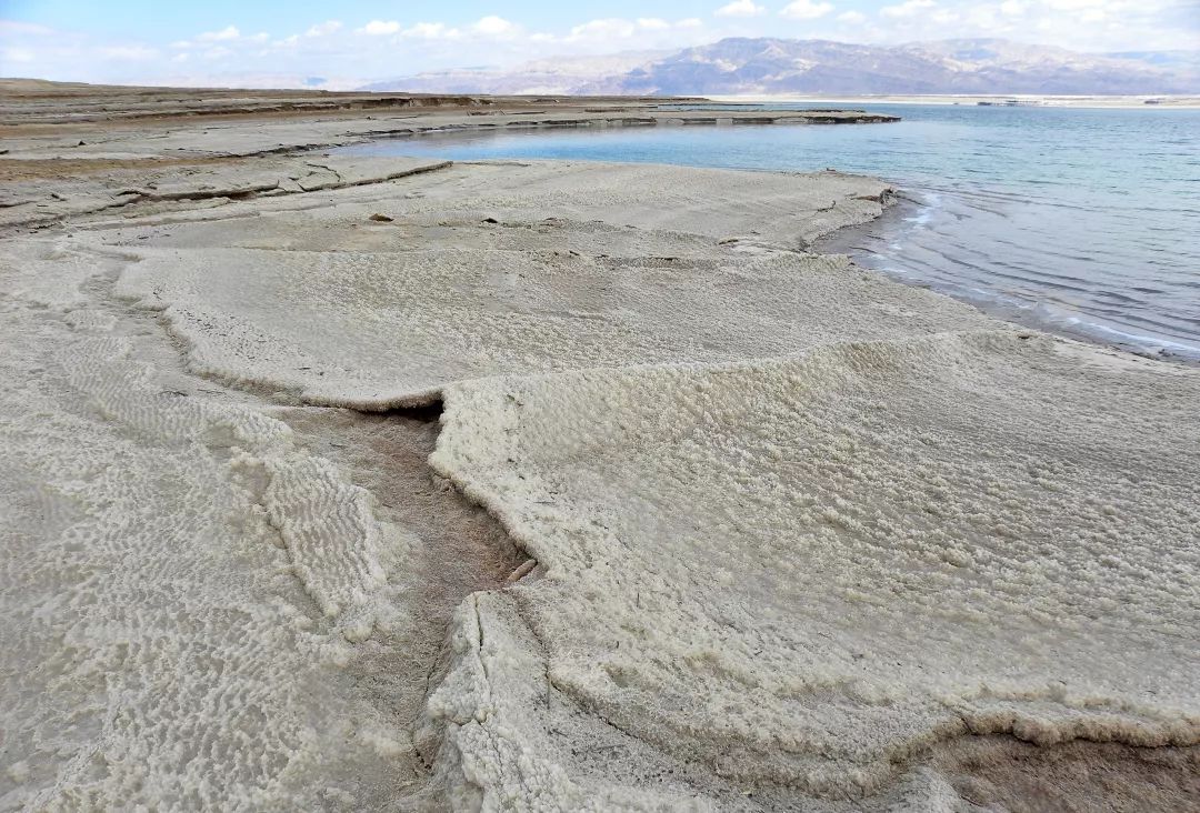 世界最大的咸水湖-死海(地球低点——死海)