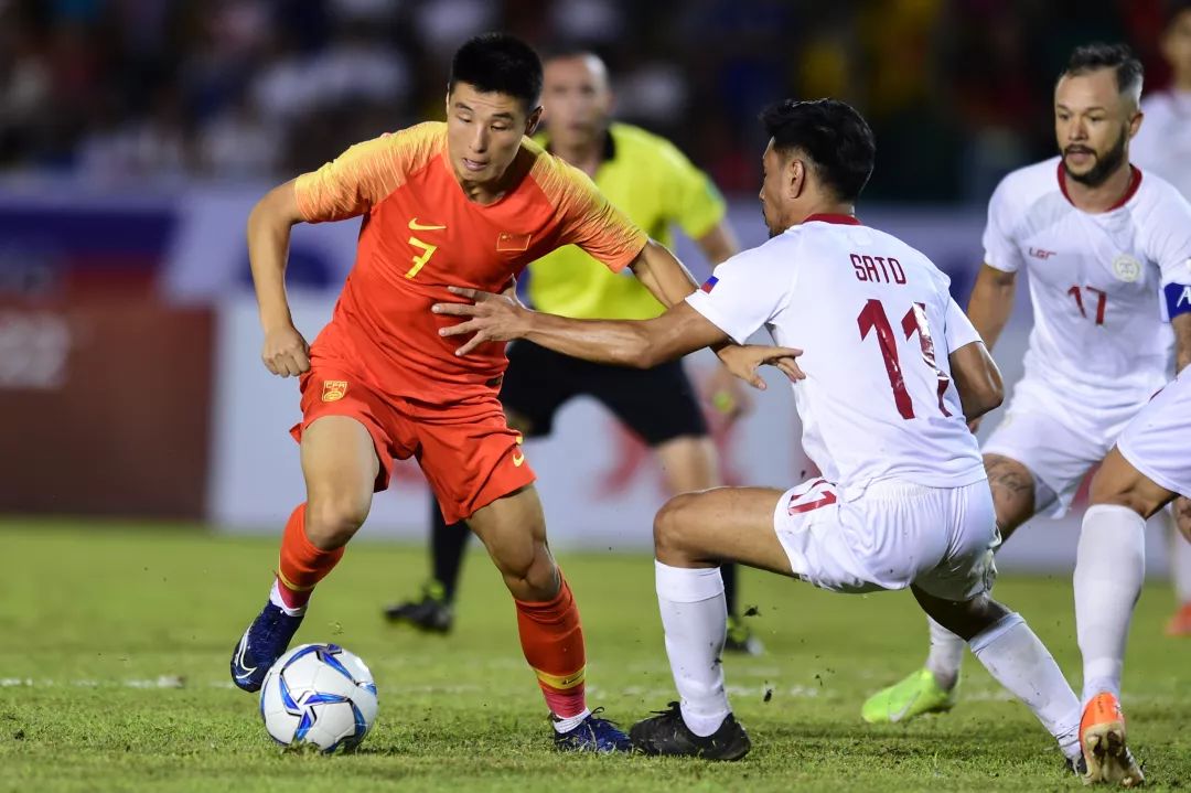 中国男足和菲律宾的比赛中（国足战平菲律宾队：“誓夺三分”，好难）