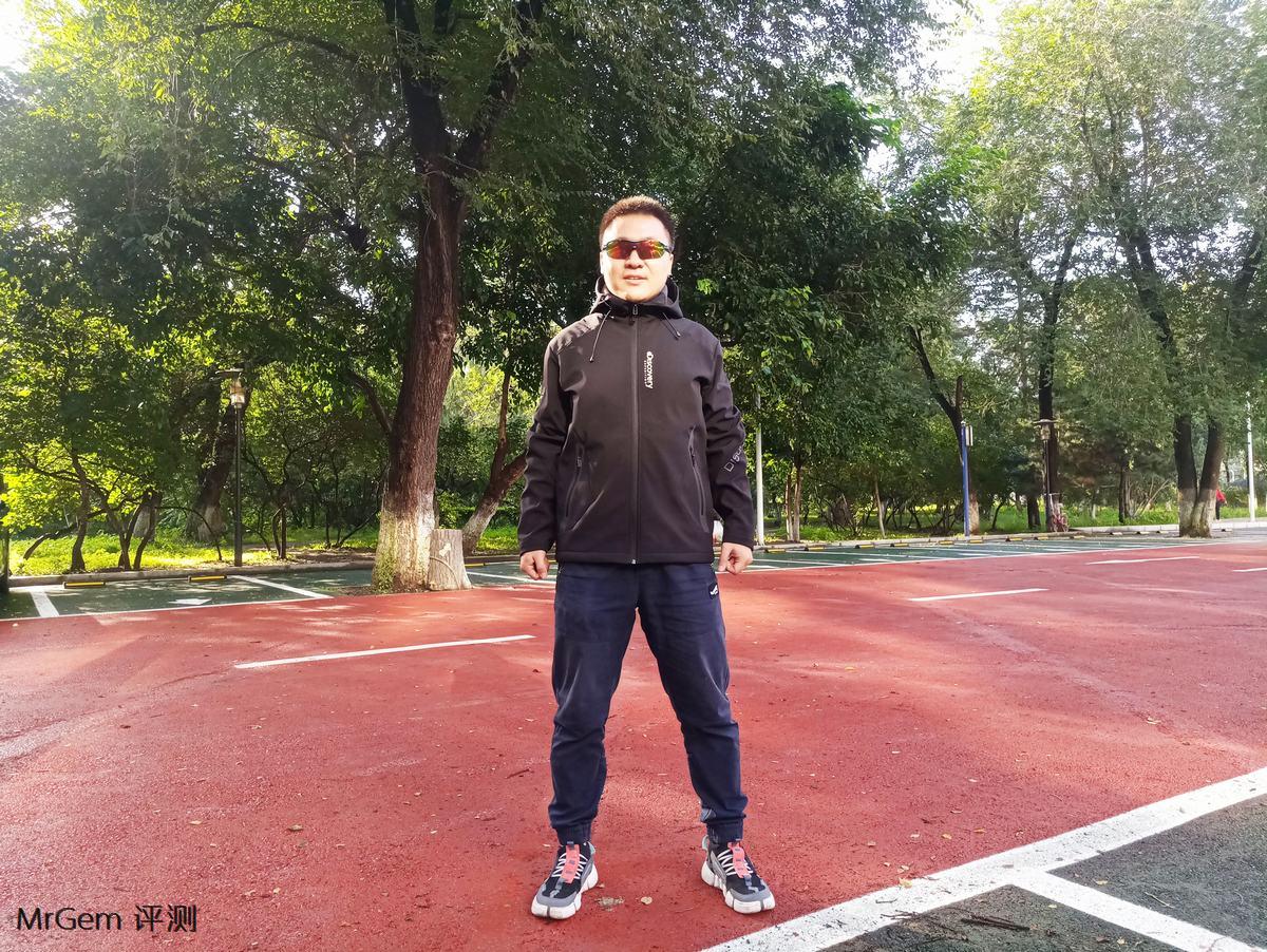 防风保暖，让身体自由呼吸，Discovery休闲防风外套评测