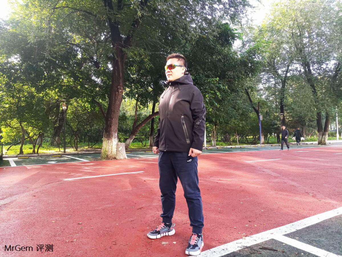 防风保暖，让身体自由呼吸，Discovery休闲防风外套评测