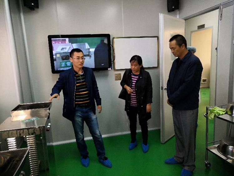 企业教师站上滇西职校讲台，广东食品药品职教集团为西部职教授渔