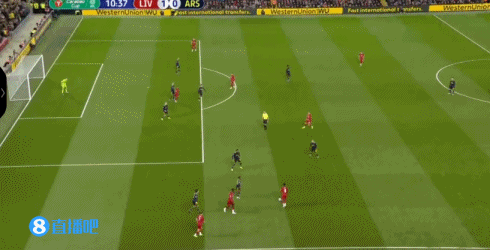 利物浦对阿森纳（半场-穆斯塔菲乌龙马丁内利双响+送点 阿森纳3-2反超利物浦）