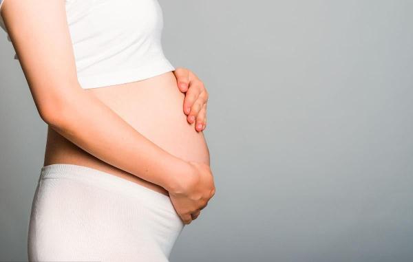 孕早期饮食（只要注意日常饮食营养的均衡搭配，怀孕早期怎么补充营养？）