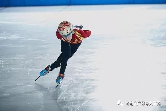 短道速滑世界杯接力夺冠(短道世界杯男女混合接力中国夺冠 范可新1000米摘铜)