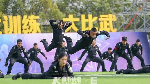 浙江省监狱民警实战演练，二胎妈妈也不含糊