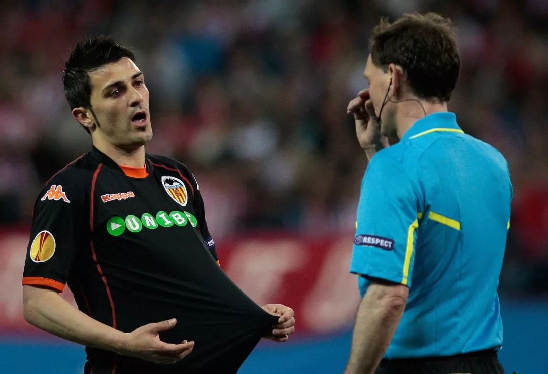 大卫比利亚世界杯绝唱（忆“葫芦娃”大卫·比利亚宣的传奇生涯）