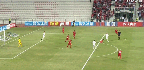 中国足球vs叙利亚(国足1-2不敌叙利亚！小组第一希望破灭，但出线还有机会)