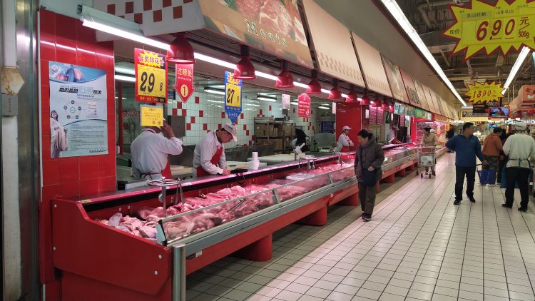 跌破30元/斤！青岛猪肉价格开始走起“下坡路”