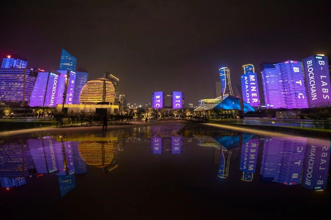 全球第二大比特币矿机厂商嘉楠科技在美上市，开盘高开40%，但收盘破发