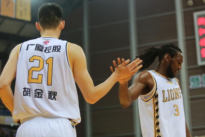 cba回放高清哪里看（直播回放丨CBA球員的一天，以一場勝利結束）