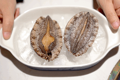 入冬必吃的金汤鸡鲍鱼人均不过百吃大闸蟹花胶一锅料