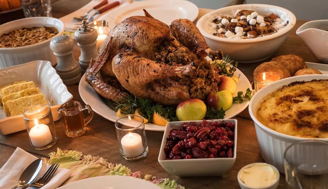 感恩節(jié)用英文怎么說(shuō)（感恩節(jié)“Thanksgiving”和中文常說(shuō)的“感恩”是一回事嗎？丨達(dá)人分享）
