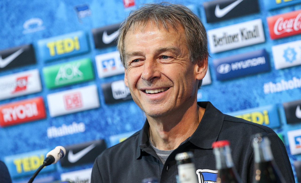 克林斯曼什么时候回归德甲（图片报：克林斯曼回归德甲执教首秀，柏林赫塔主队球票售罄）-趣拿体育