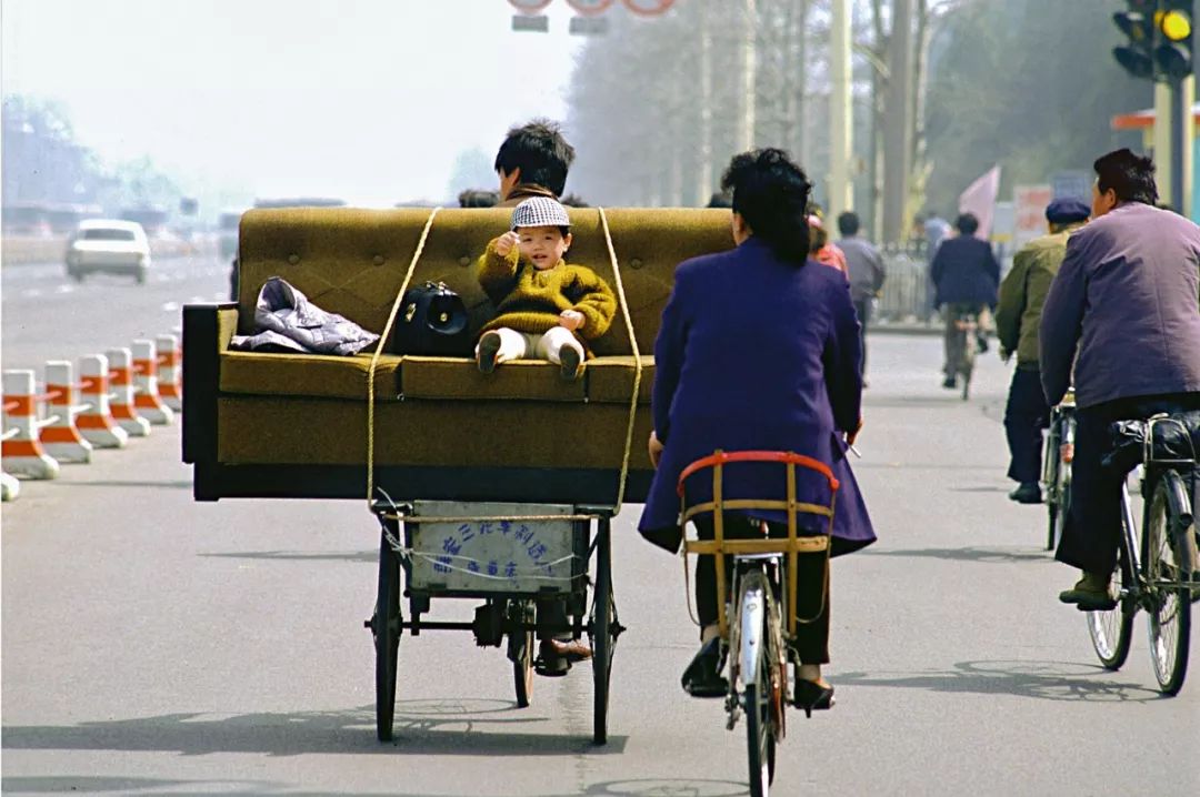 北京方庄看世界杯的地方(70年,北京百姓的衣食住行发生了这么多变化)