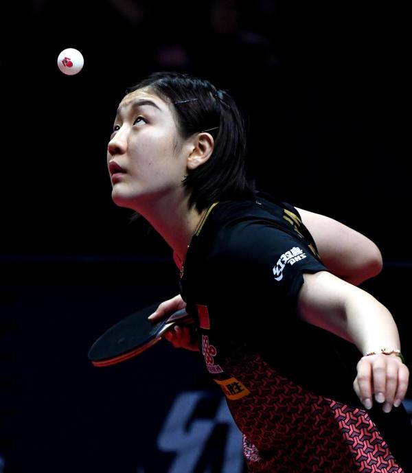 体坛联播｜拉维奇正式退役，国际乒联总决赛中国女双无缘争冠