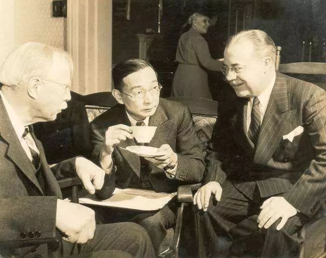 半生已过，学会幽默