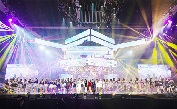 SNH48 GROUP 第六届年度金曲大赏落幕 陆婷、冯薪朵《Hold Me Tight》斩获年度金曲