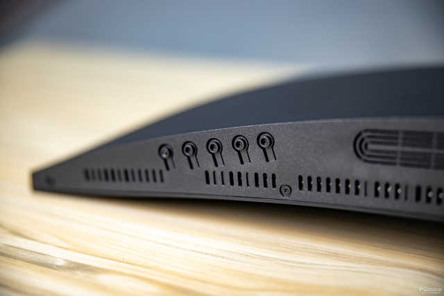 千元入门带鱼屏 开拓办公娱乐新视野 游戏开挂