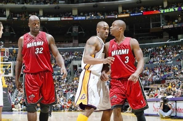 科比圣诞大战决杀热火是哪一年（米德尔顿：最喜欢的圣诞大战是04年奥尼尔对阵科比）-华海博客