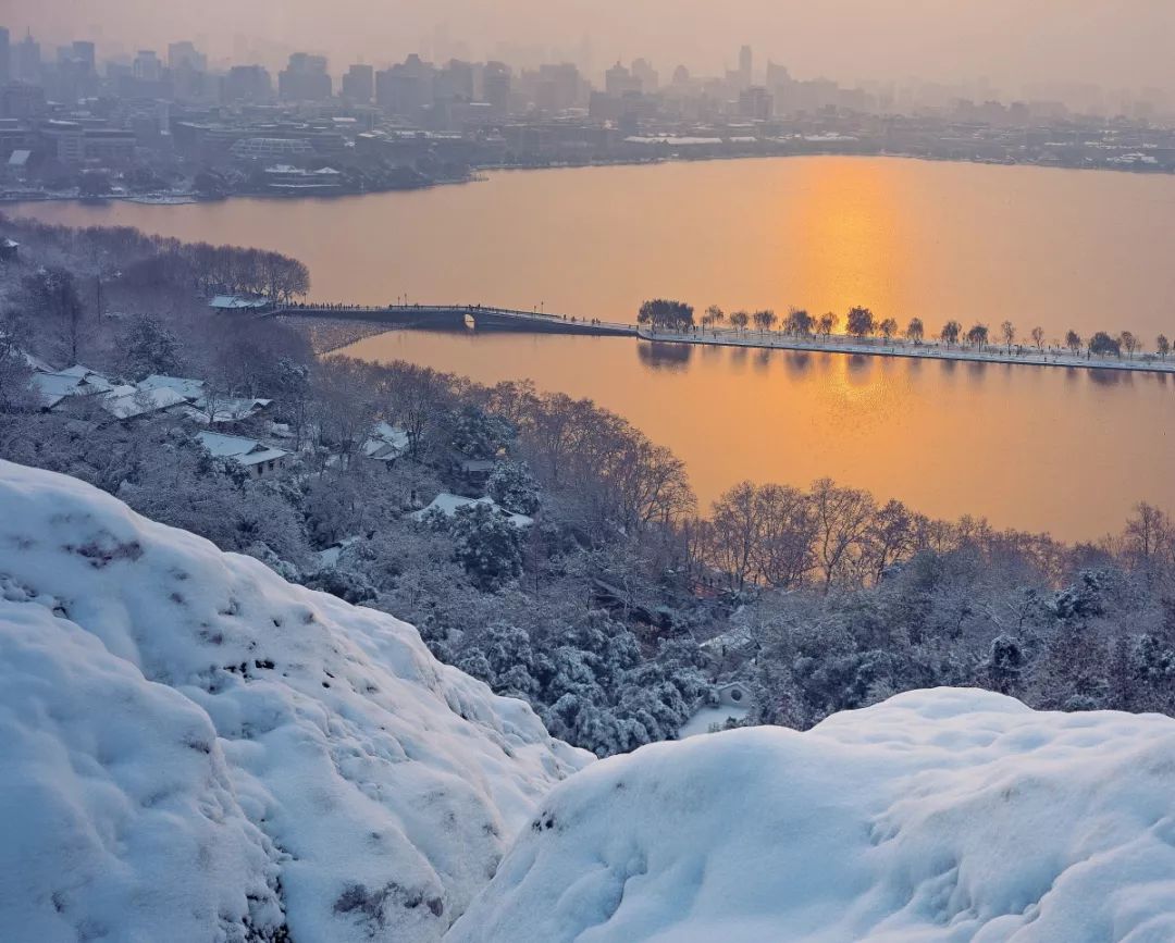 西湖雪景欣赏攻略——六个不容错过的赏雪宝地，多图！