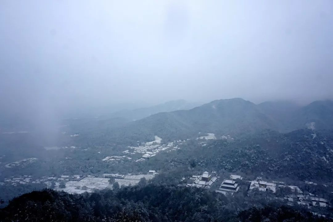 西湖雪景欣赏攻略——六个不容错过的赏雪宝地，多图！