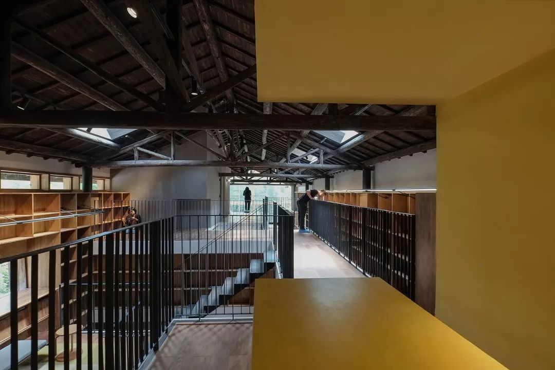 青龙坞言几又乡村胶囊旅社书店，浙江桐庐 | 西涛设计工作室