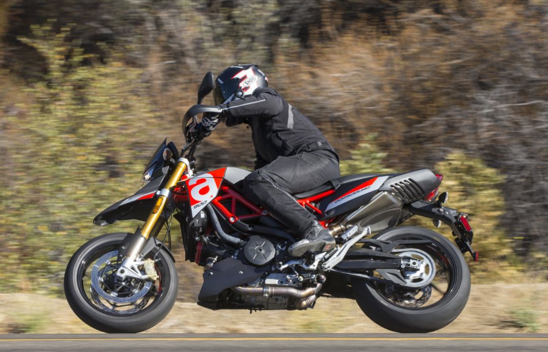 劲爆摩托(劲爆摩托艇)-皮皮自媒体